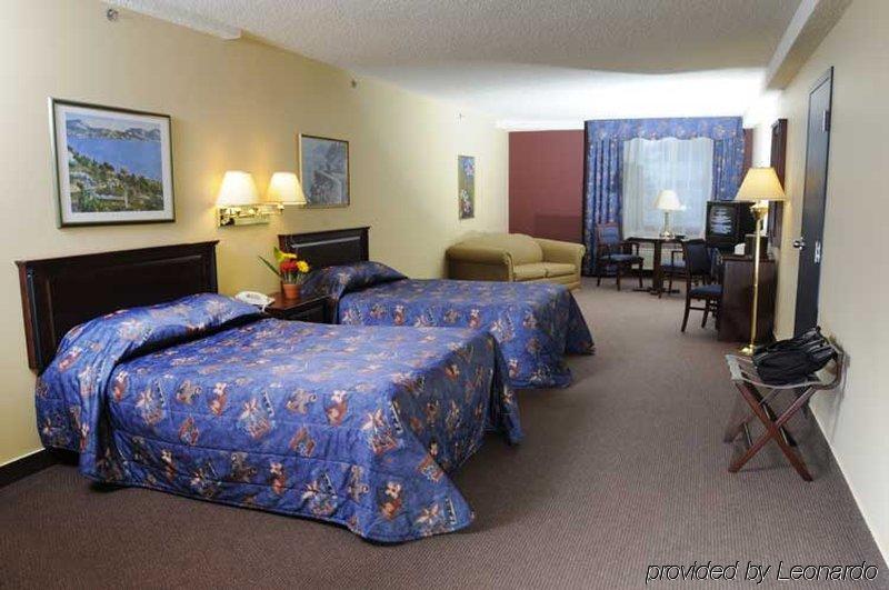 Travelodge By Wyndham Alma Room photo