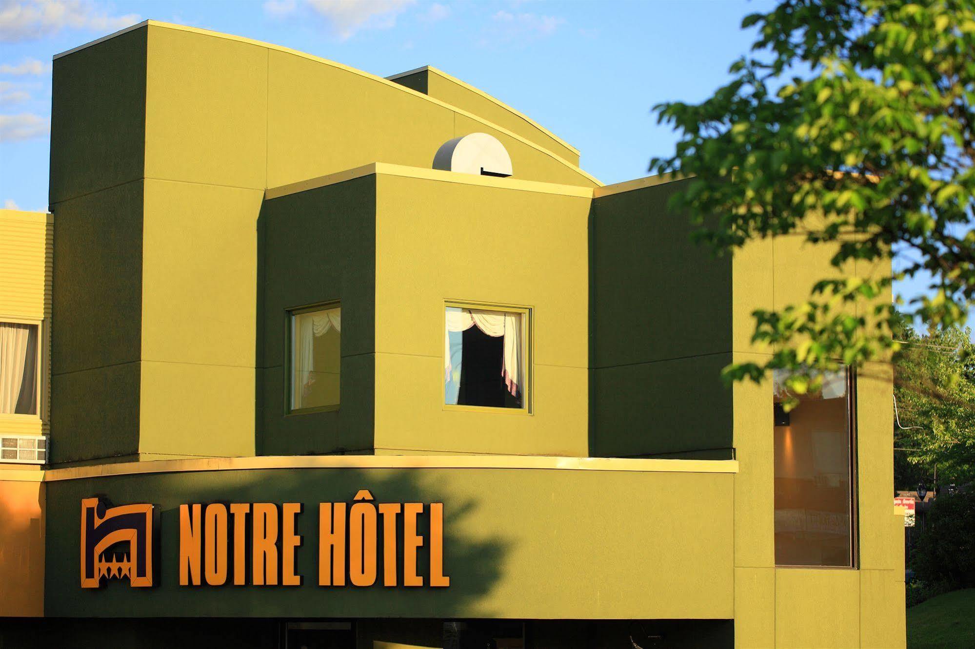 Travelodge By Wyndham Alma Exterior photo